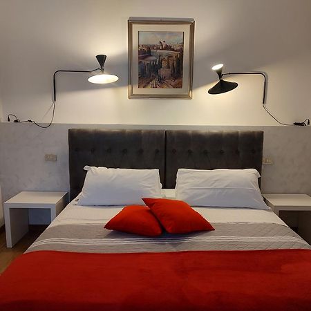 Verona Relax & Stay Rooms Zewnętrze zdjęcie